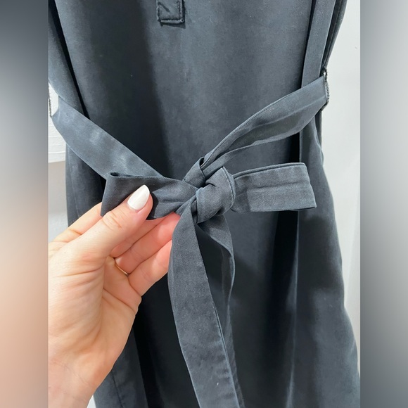 Banana Republic black sleeves dress size 00 petite - Picture 5 of 9